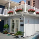 Edge Water Inn