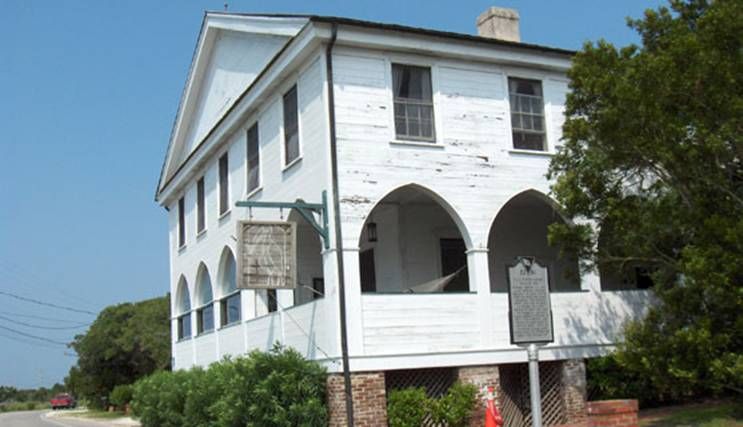 The Pelican Inn in Pawleys Island, SC is notorious for Grey Man sightings.