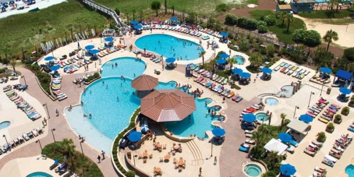 Top 10 Hotel Pools and Water Features