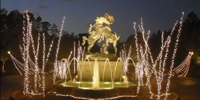 A Guide to Brookgreen Gardens’ Nights of a Thousand Candles