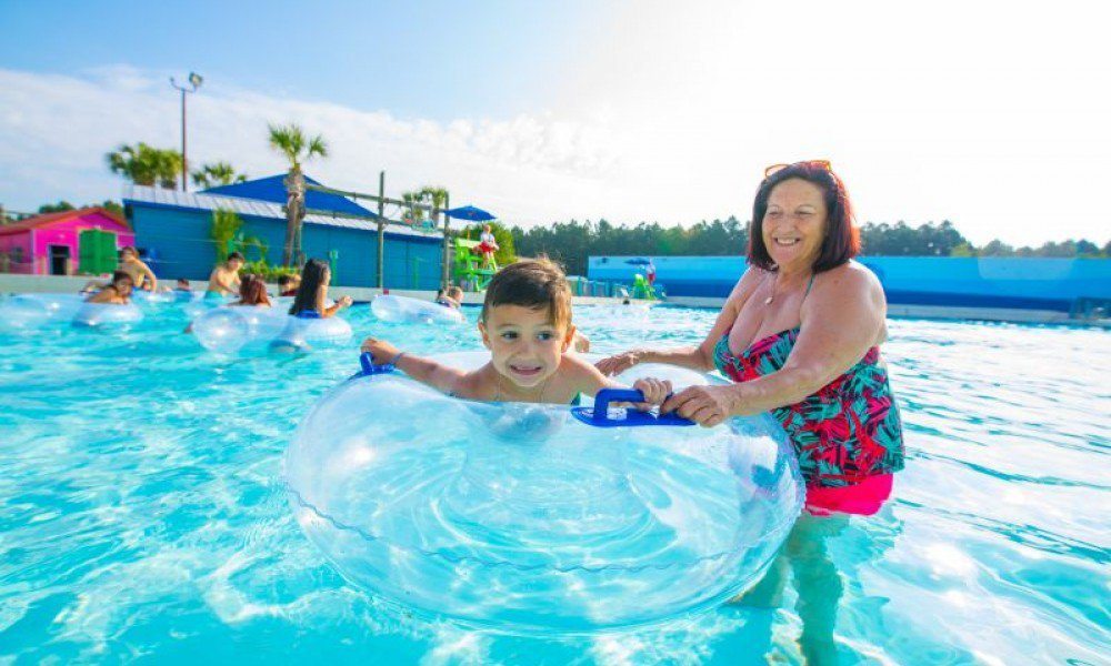 Myrtle Waves Water Park h