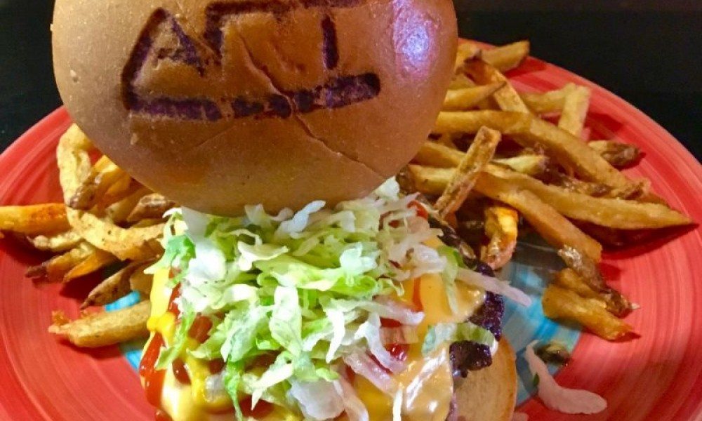ART Burger Sushi Bar h