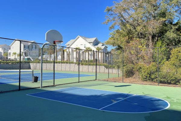 Dunes Village outdoor basketball court